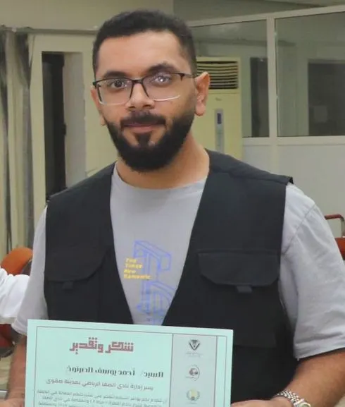 في صفوى.. نظير مشاركته الفعالة في حملة «قطرة = حياة 8».. الصفا الرياضي يكرم «أحمد الصرنوخ»