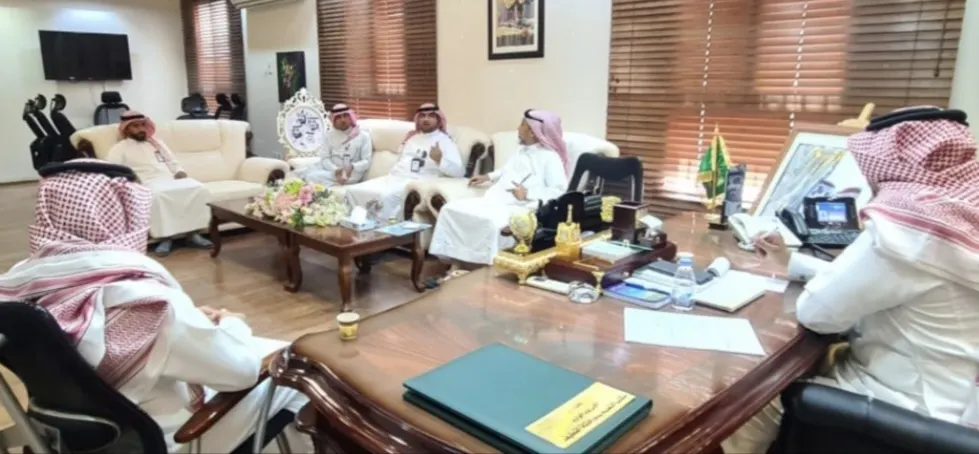 تعليم القطيف يؤكد على الالتزام بأعلى معايير الأمن والسلامة في الحافلات لنقل الطلبة
