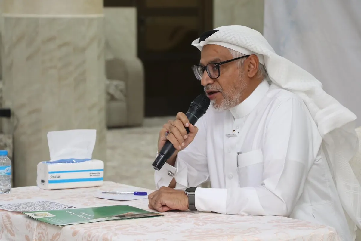 في سنابس.. الاختصاصي أحمد السعيد: «الإلكترونية» سحر يدمر الأطفال.. والمشكلات السلوكية لا تعالج بـ ضغطة زر