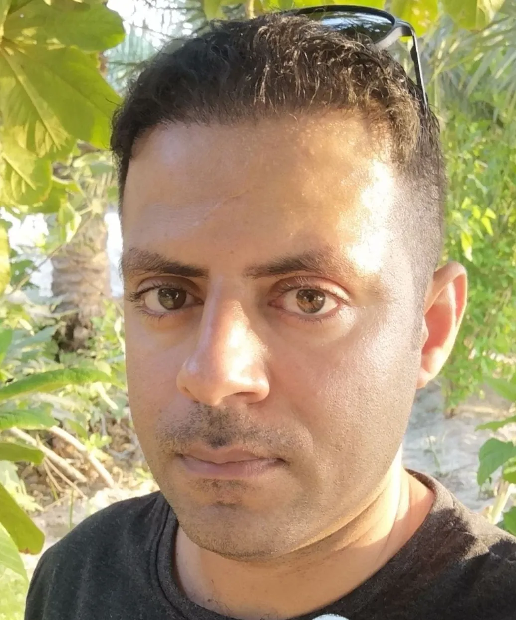 وجوه.. من الجش.. سامي الجشي عبّر بكاريكاتيره الإبداعي وأسلوبه الساخر عن واقعنا بفرحه وألمه
