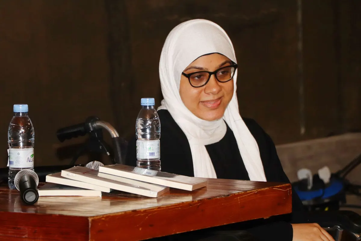 من صفوى.. في حديثها عن تحدي الإعاقة.. زهراء الأبيض: حولتها إلى نجاح ولم تمنعني من تحقيق الأهداف