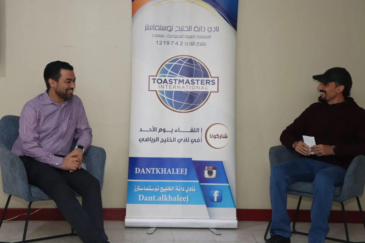 في ضيافة دانة الخليج بسيهات.. الدكتور هادي آل شيخ ناصر يربط أهمية التواصل بـ عمله طبيبًا