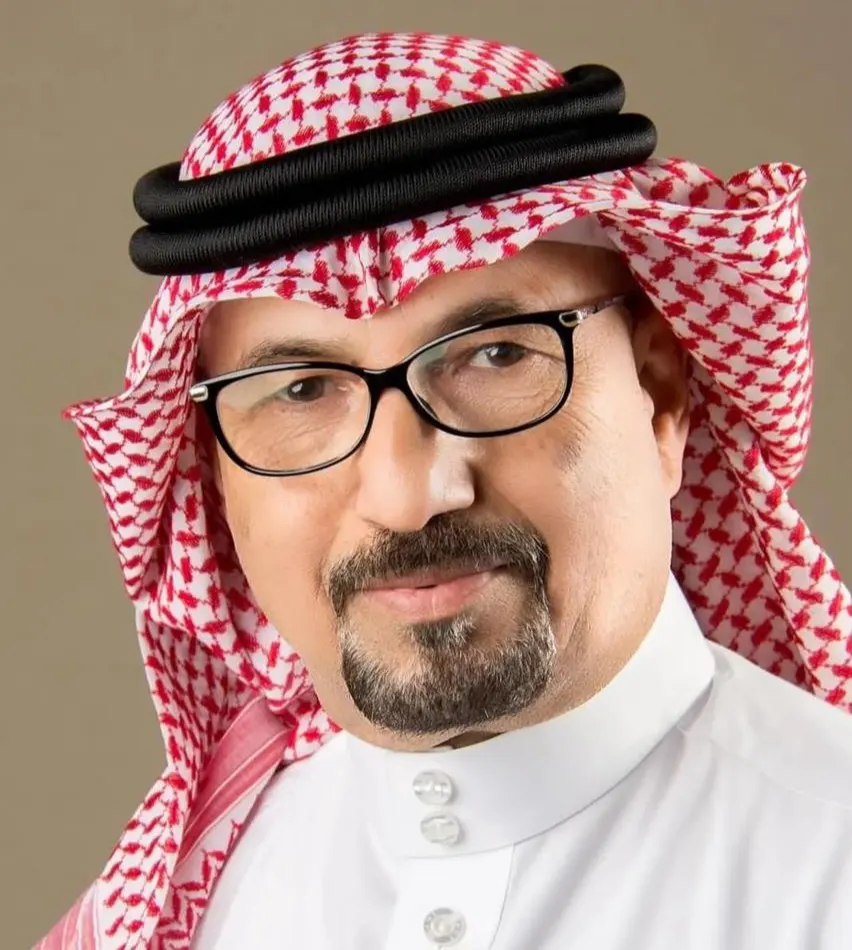 نظمها في العوامية بالإنجليزية.. وقرأها الأرجنتينيون باللغة الإسبانية.. قصيدتان للشاعر ناصر الشيخ أحمد