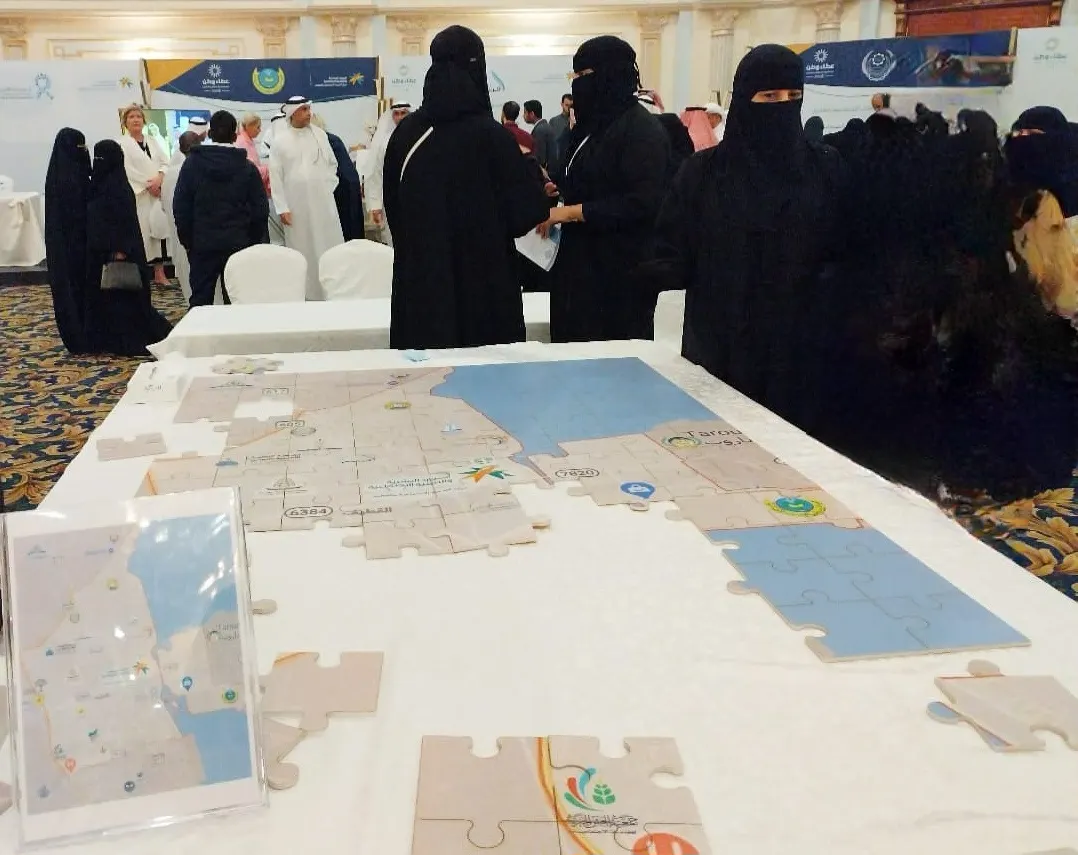 في «عطاء وطن» بسيهات.. 500 قطعة بازل ترسم خارطة الجمعيات الخيرية والتنموية بمحافظة القطيف