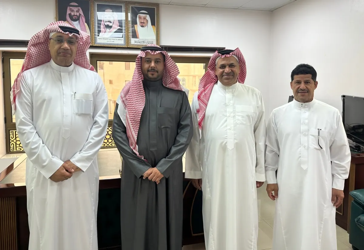 في زيارة إلى بلدية تاروت.. «بر سنابس» تبحث أوجه التعاون وتبادل الخدمات الاستشارية وإقامة البرامج المشتركة