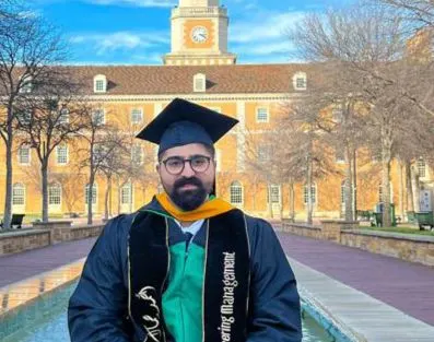 من جزيرة تاروت.. جامعة شمال تكساس تمنح «أحمد المطر» الماجستير في الإدارة الهندسية