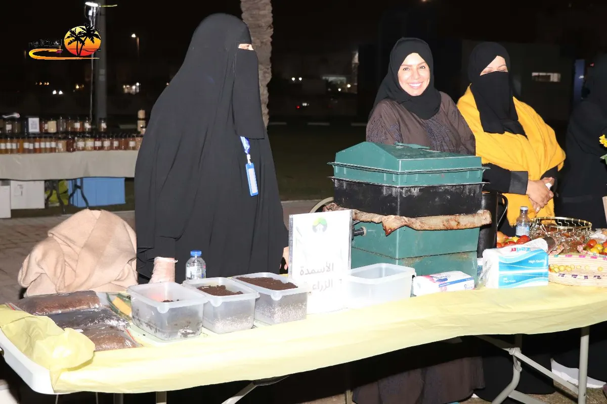 من أم الحمام.. وفاء هلال شغفها بعالم الزراعة يقودها إلى تربية دود الأرض لـ إنتاج أغلى الأسمدة
