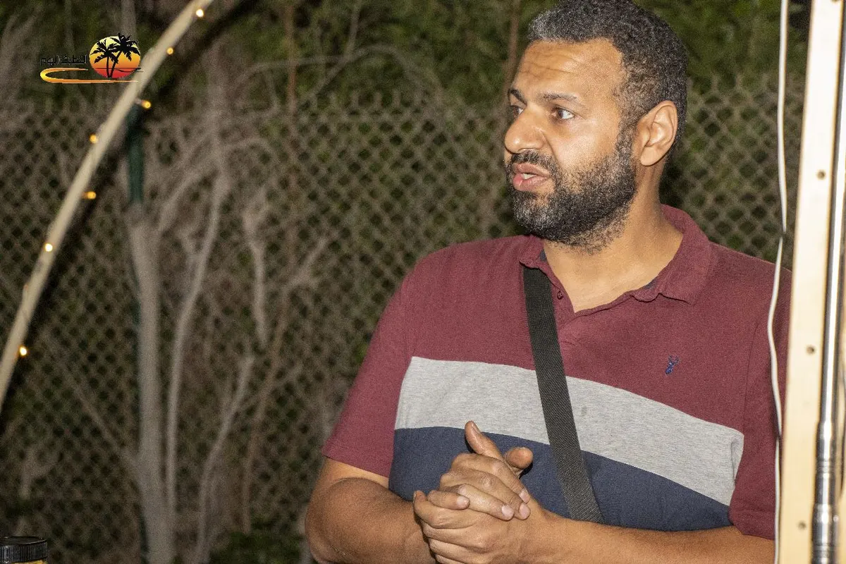 وجوه في سلام العوامية.. محمد آل شيخ يشاطر وظيفة الـ15 عامًا في أرامكو بـ25 نكهة من البهارات