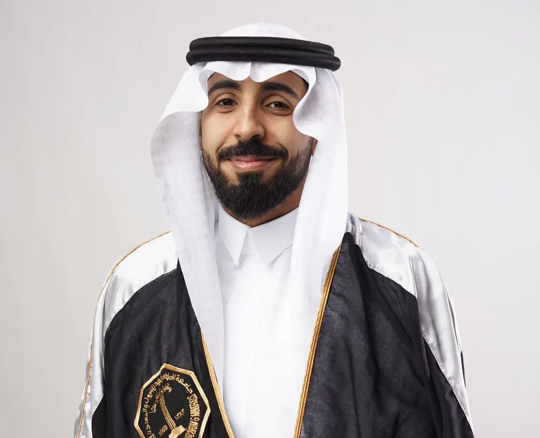 من تاروت.. مع مرتبة الشرف.. جامعة الملك فهد للبترول والمعادن تمنح «أحمد آل رامس» البكالوريوس في هندسة الصناعة والنظم