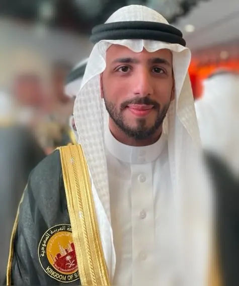 من القطيف .. كلية الجبيل الجامعية تمنح «عبدالله العتوق» البكالوريوس في علوم المحاسبة