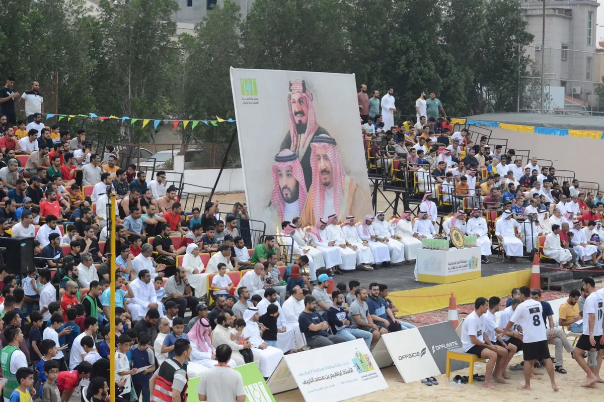 أمام 5 آلاف متفرج في حلة محيش.. أبوسلمان يهزم البسيتين ويتوج بدرع النسخة الثامنة لبطولة الأزهر الرمضانية لكرة الطائرة