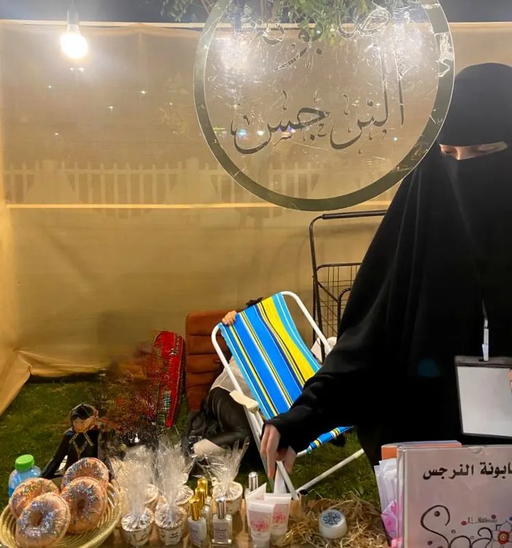 وجوه في «حرفيون 2».. من القطيف.. هدايا مولودتها «نرجس» تقود غدير الميلاد لصناعة الصابون الطبيعي