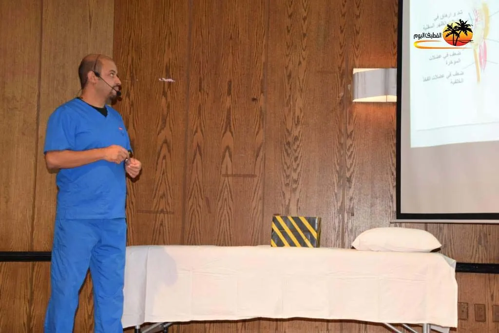 في القطيف.. محمد آل غريب يصحح المفاهيم المغلوطة للحجامة وسرير شد العضلات