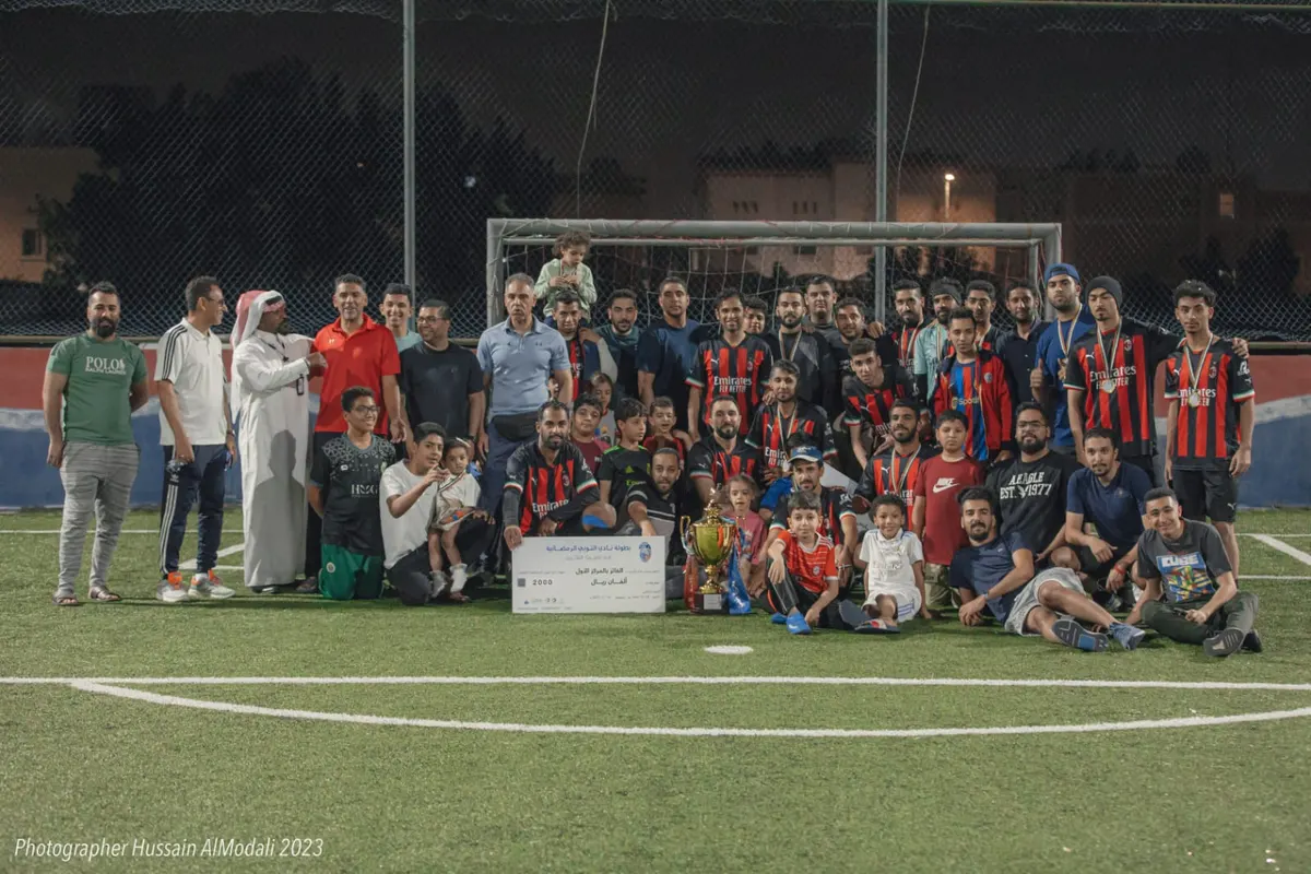 في التوبي.. «العائلة» تنتزع كأس بطولة كرة القدم الرمضانية