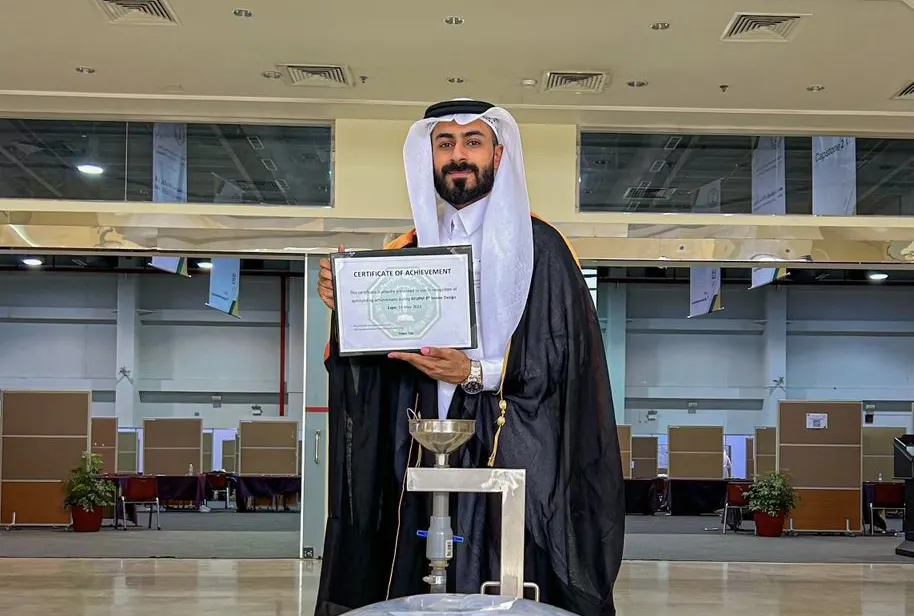 من القطيف.. جامعة البترول تمنح «حسين الشماسي» بكالوريوس الهندسة الميكانيكية والمركز الأول في مشروع التخرج