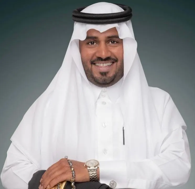 من القطيف.. «محمد» ينير أسرتي «الفلفل» و«الناصر»