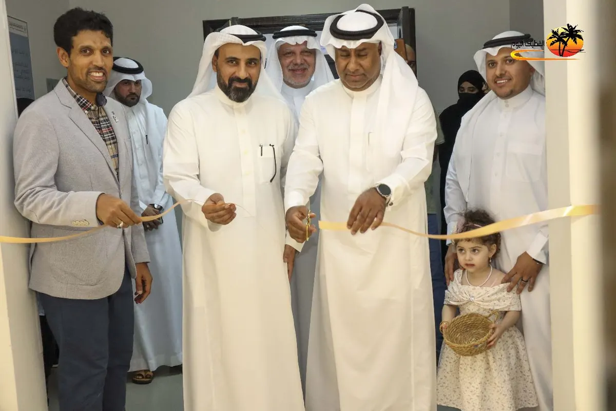 أصغرهم في الـ5 وأكبرهم في الـ25.. فنانون ناشئون يشاركون «تصوير القطيف» احتفالها بيوبيلها الفضي بـ«بذرة فن»