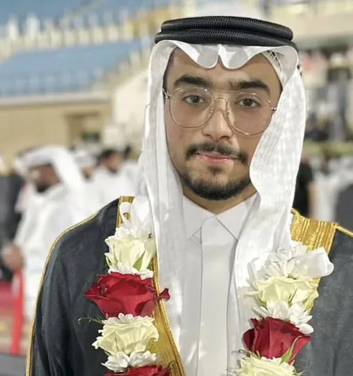 من القطيف.. جامعة الإمام عبدالرحمن بن فيصل تمنح «علي الخيّال» البكالوريوس في الإدارة المالية والمصرفية