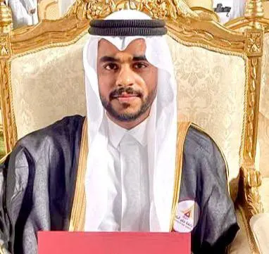 من الجش.. جامعة حفر الباطن تمنح «محمد آل حمود» البكالوريوس في الإدارة وتقنية المعلومات