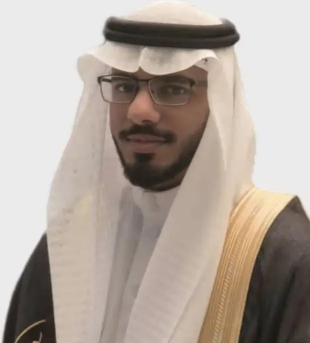 من البحاري.. جامعة الإمام عبد الرحمن بن فيصل تمنح «علي الشقيقي» البكالوريوس في هندسة التخطيط العمراني