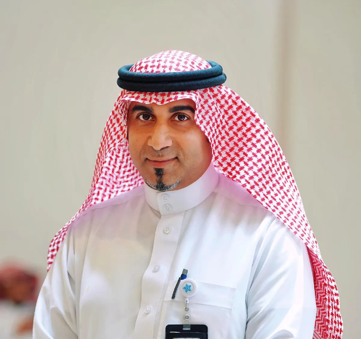 من شويكة القطيف.. نظير تقدير زملاء العمل له في مبادرة أثر التابعة لوزارة الصحة.. تجمع الشرقية الصحي يكرّم «فاضل المخلوق»