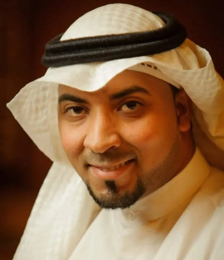تاروت - التركية.. «علي» ينير أسرتي «المسباح» و«آل درويش»