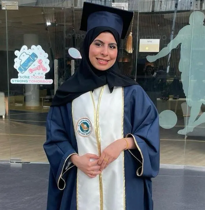 من سنابس.. جامعة الملك فيصل تمنح «وعد آل المبشر» البكالوريوس في الطب البيطري