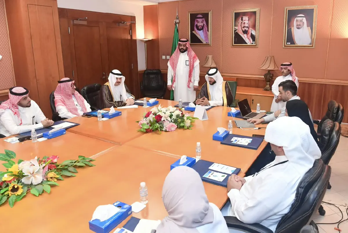 محافظ القطيف يلتقي المشرف العام على برنامج المدن الصحية
