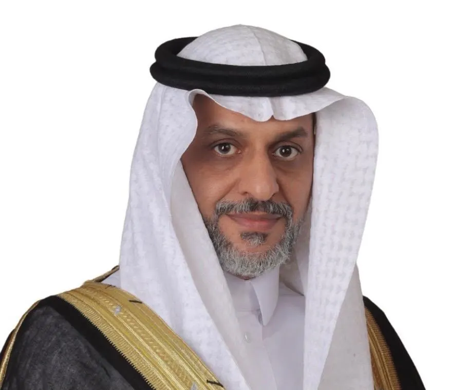 من القديح.. «معهد الإدارة العامة» يمنح عبدالله شويهين الدبلوم العالي في تطوير الموارد البشرية