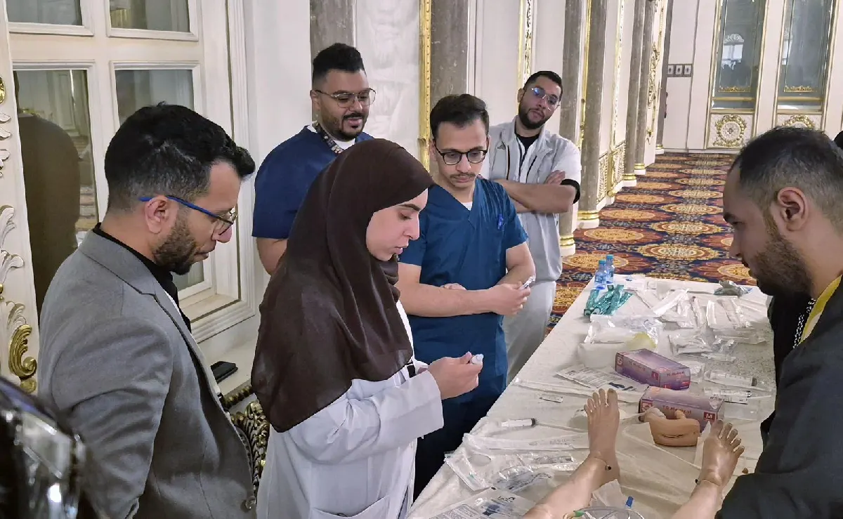 بمشاركة 9 متحدثين بغرض الارتقاء بجودة الرعاية الصحية «مركزي» القطيف ينظم دورة تدريبية حول «القسطرة البولية»