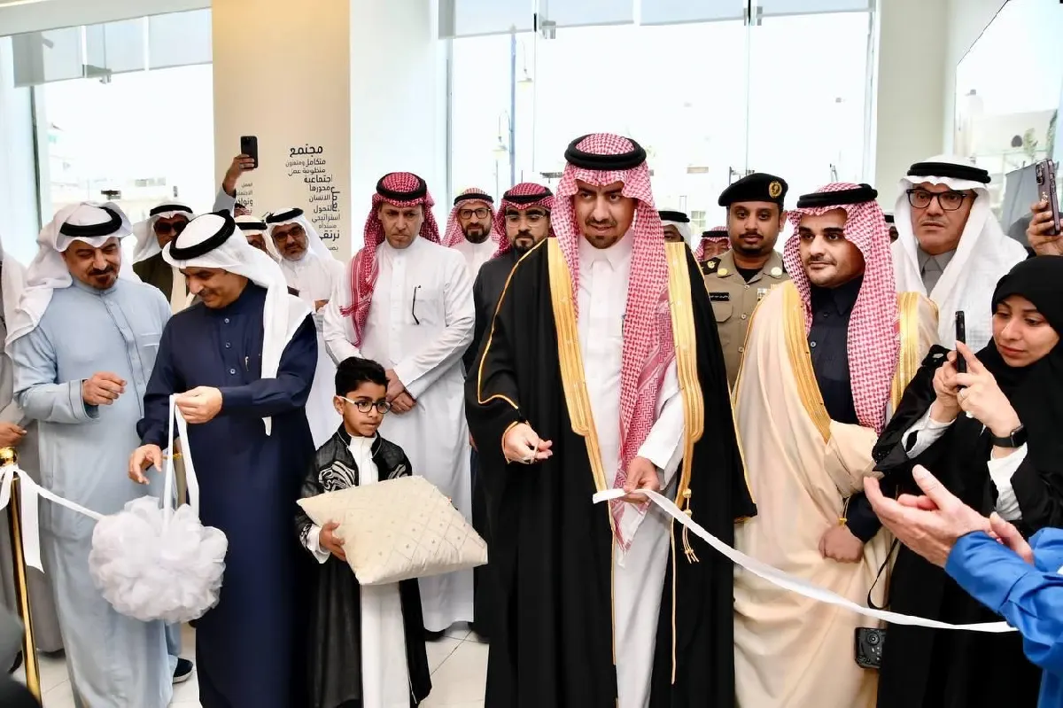 الخريف يفتتح المبنى الإداري لجمعية سيهات للخدمات الاجتماعية
