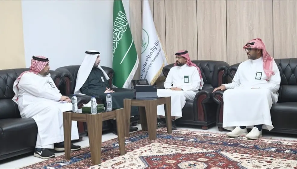 في القطيف.. من «صلة العطاء» إلى «جسور العطاء».. «بيئة الشرقية» تدشن الموقع الإلكتروني للجمعية ويفتح آفاقًا أوسع لخدمة المجتمع