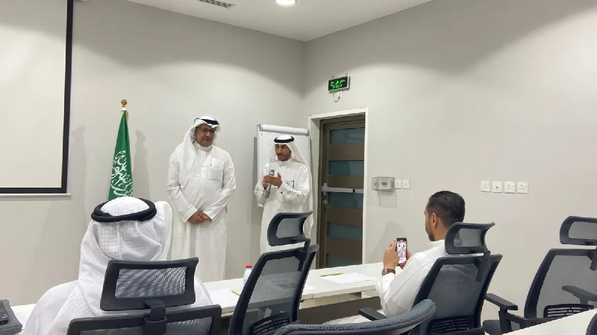 في بر سنابس.. وحدة الخدمات الاجتماعية الداعمة تعرّف بخدماتها وآليات التسجيل للفئات المستحقة