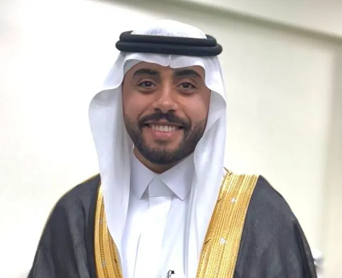 من القديح.. الجامعة السعودية الإلكترونية تمنح «برير آل موسى» البكالوريوس في إدارة الأعمال