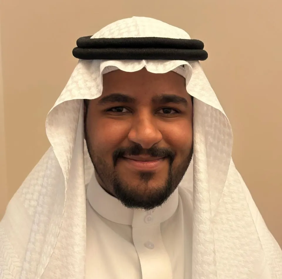 القطيف.. القفص الذهبي يجمع عائلتي «الصفار» و«البابلي»