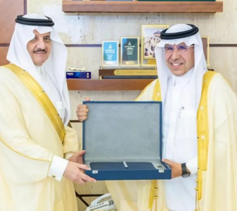 أمير الشرقية ونائبه يطّلعان على التقرير السنوي لإنجازات هيئة تطوير المنطقة الشرقية لعام 2024