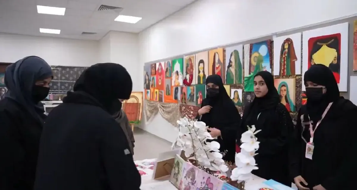 «صمت الفرشاة».. حين تتكلم الألوان بصوت صفوى