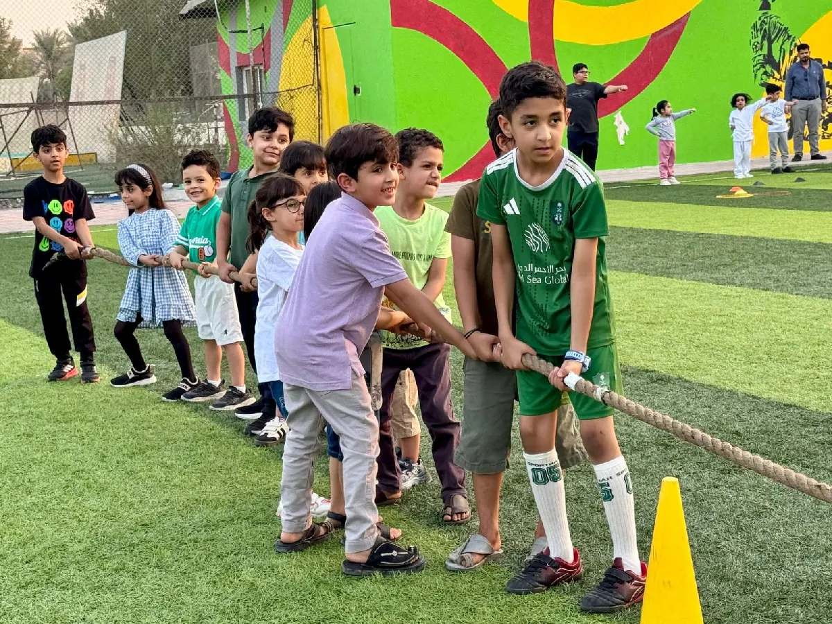 في حلة محيش.. «بسمة وطن» ترسم لوحة الفرح الأخضر بأيدي أكثر من 100 طفل