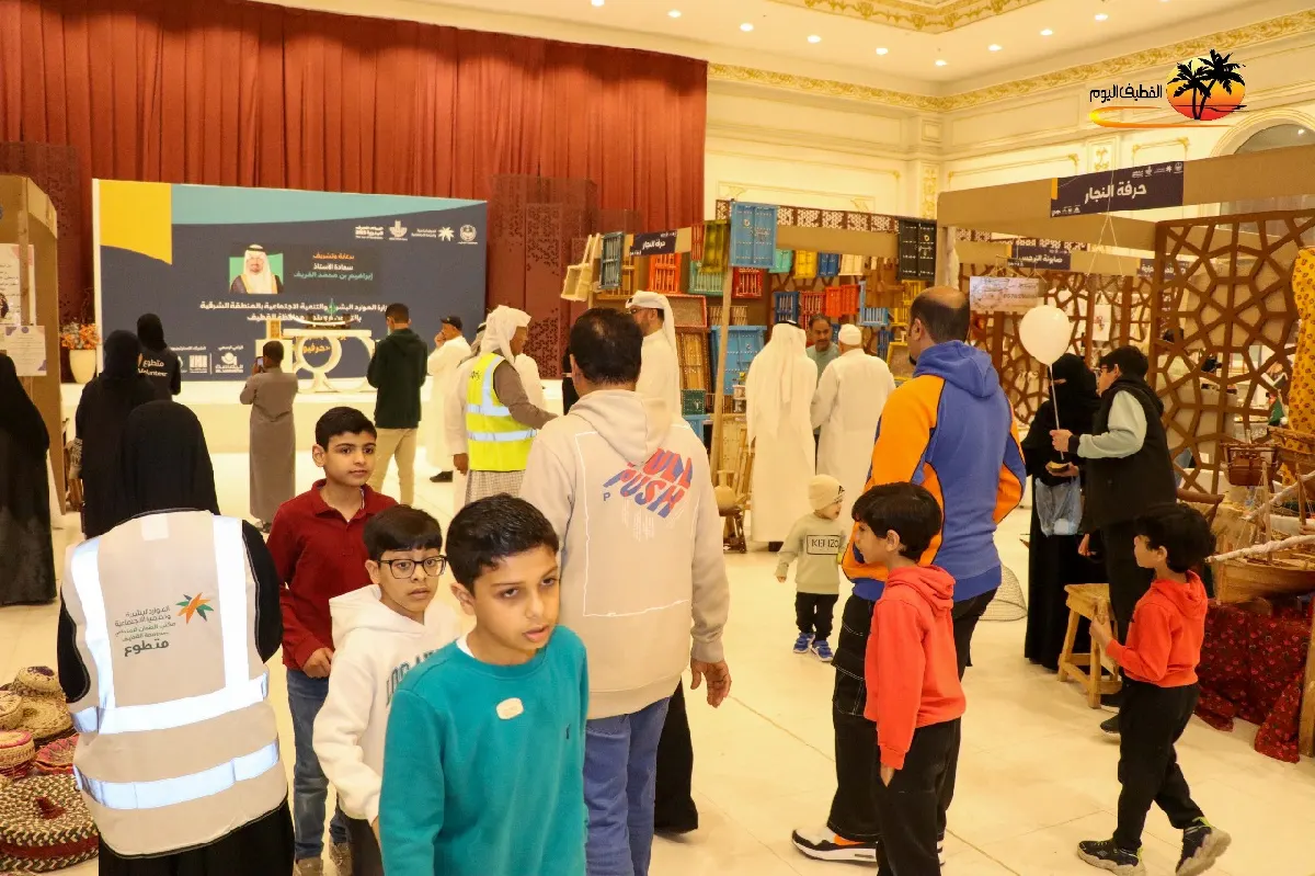 في «عنك القطيف».. «حرفيون 4» تستقطب أكثر من 7000 زائر.. وتمدد استقبال زائريها حتى 11:00 مساءً