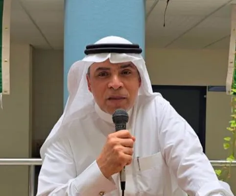 من العوامية.. بعد 34 عامًا من العطاء.. «جعفر آل ربح» يودع الميدان التعليمي
