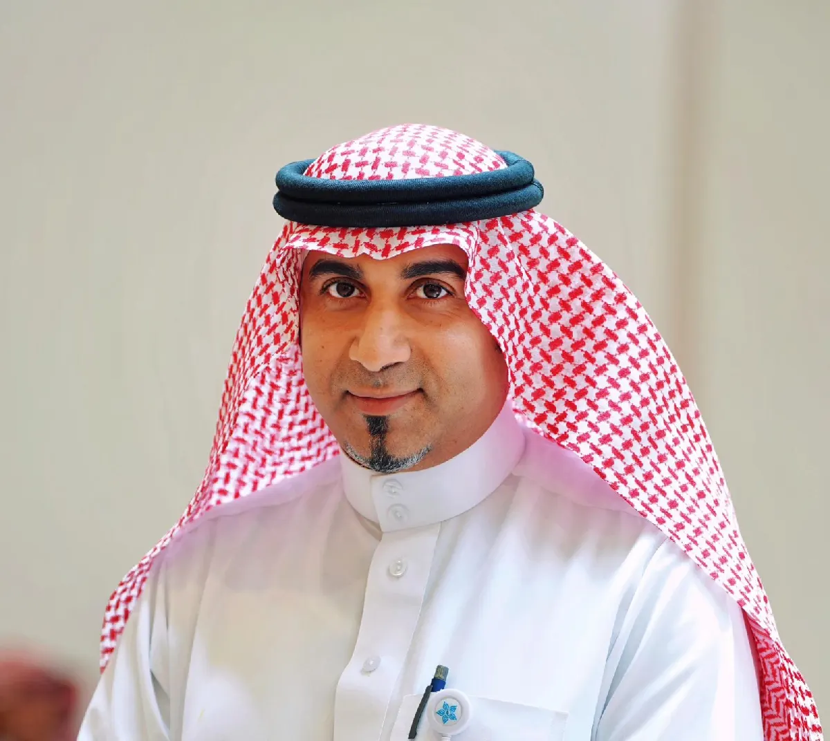 من شويكة القطيف.. لمشاركته في حملة «اقتداء وعطاء».. أمانة الشرقية تكرِّم فاضل المخلوق