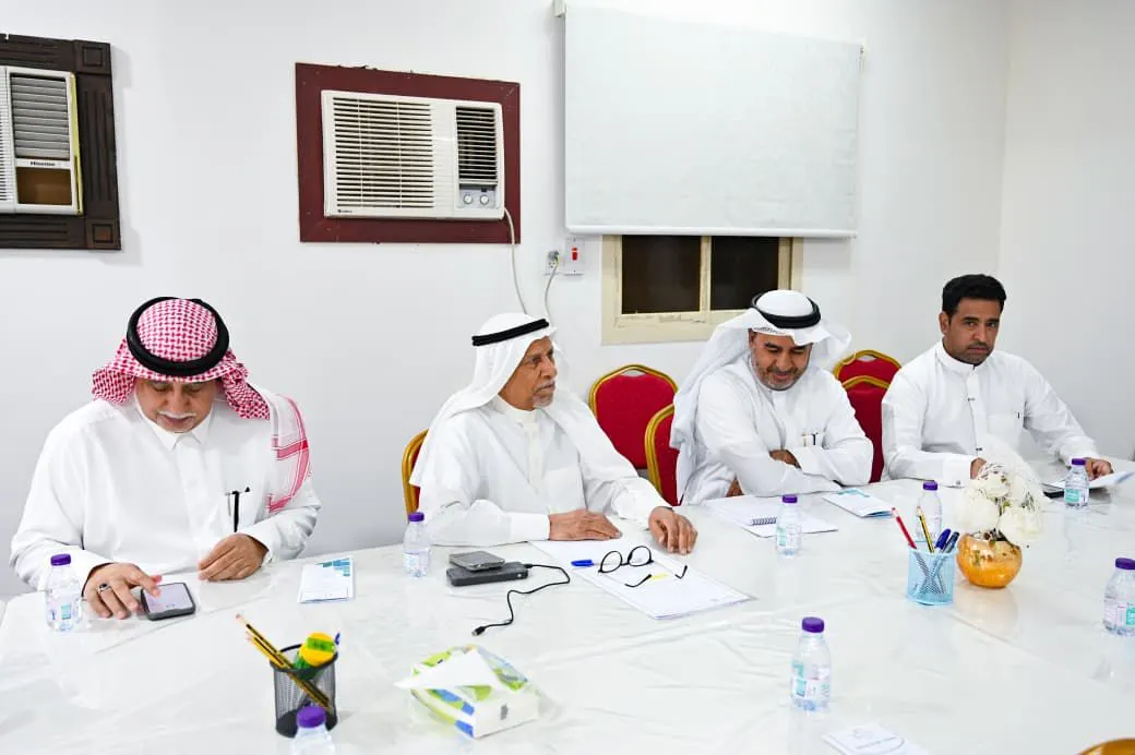 حلة محيش تطرق أبواب سيهات… لقاءٌ يعزّز جسور العمل الأسري المشترك