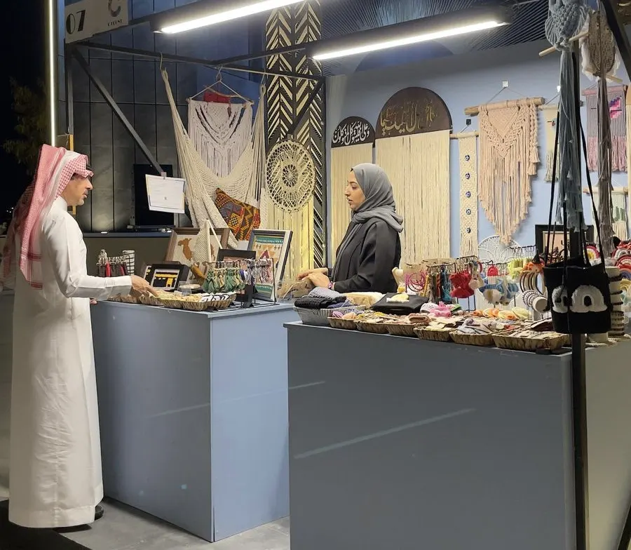 في القطيف.. «عيد سي فرونت» يجمع 12 أسرة منتجة