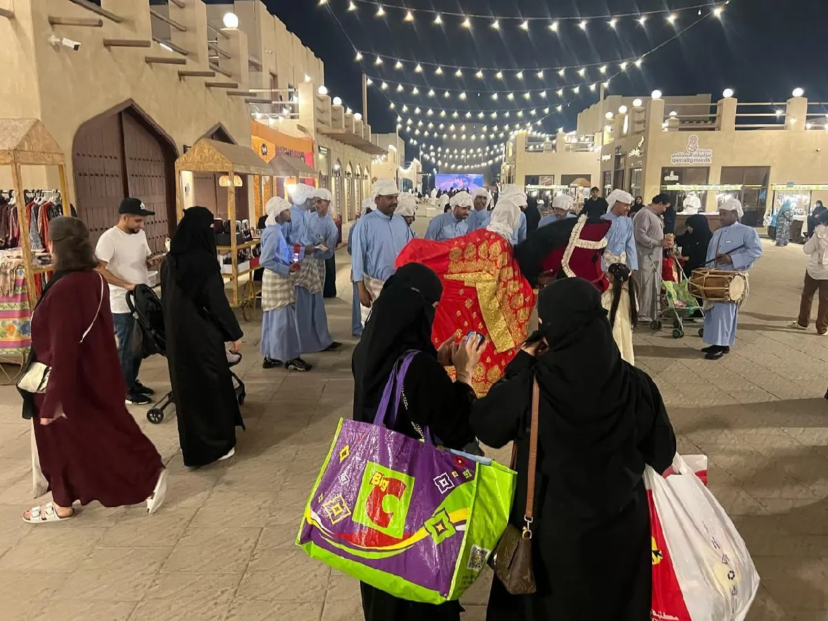 «قرقيعان الرامس».. المسحراتي يعود بذاكرة الكبار إلى الماضي.. ومسرح الطفل يُبهج الصغار
