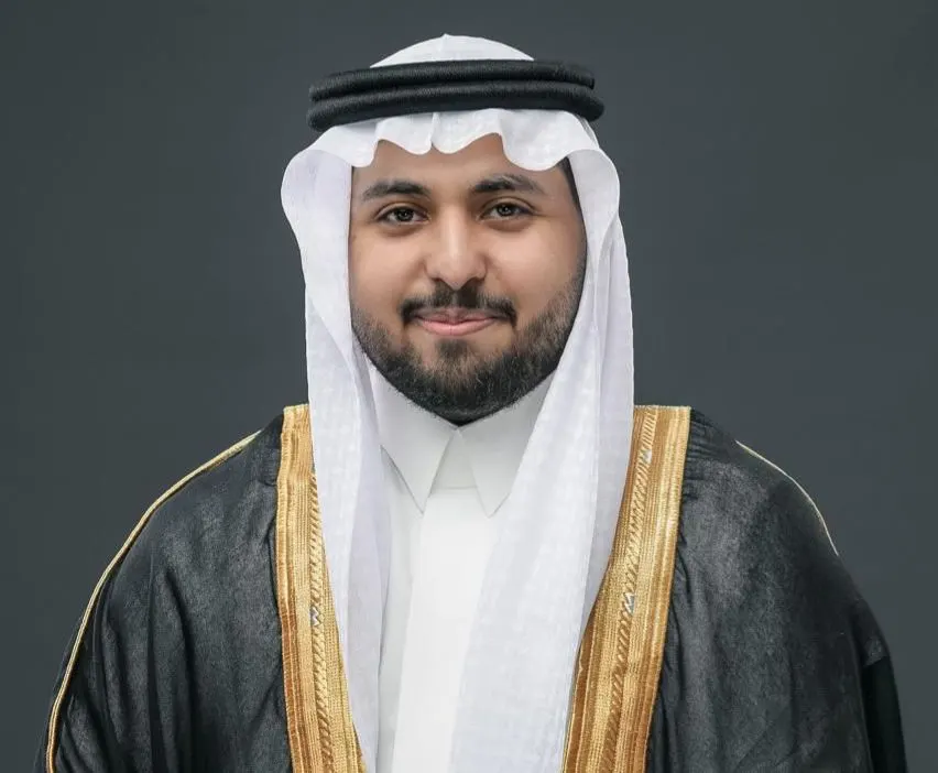 من القطيف.. «جامعة الإمام عبدالرحمن بن فيصل» تمنح علي أيمن عزيز درجة البكالوريوس في التمريض