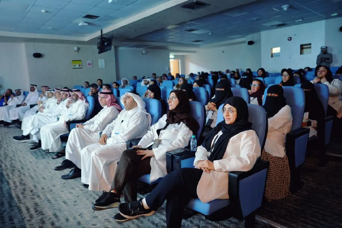 208 آلاف مستفيد في عام 2024م.. شبكة القطيف الصحية تكرم المنجزين في الخدمات الافتراضية