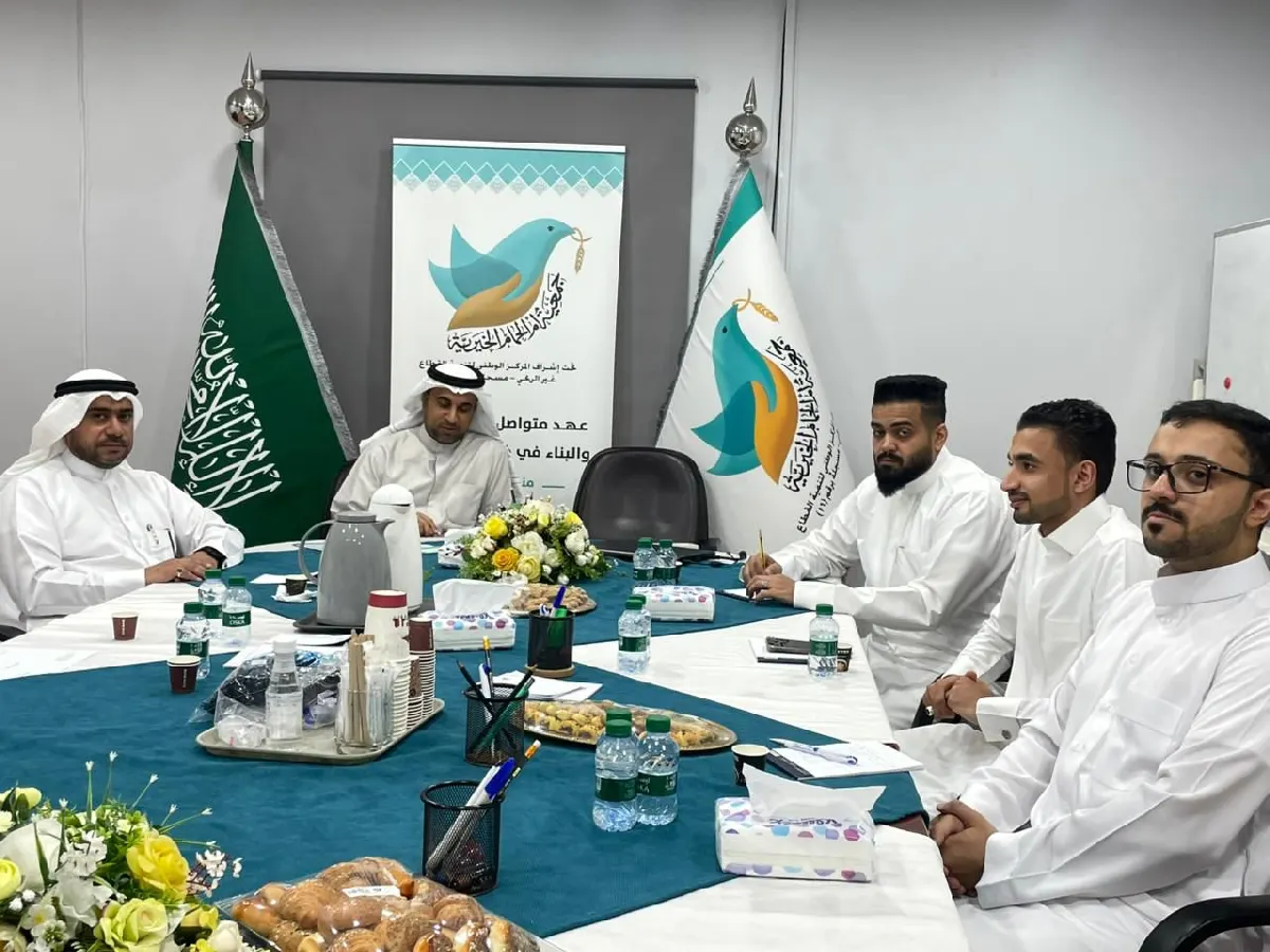 طاولة نقاش تصنع جسور التعاون بين جمعية أم الحمام الخيرية وهداية الجش