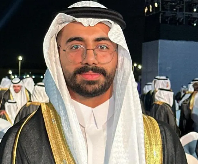 من القطيف.. «جامعة الإمام عبدالرحمن بن فيصل» تمنح ميثم المحسن بكالوريوس التمريض