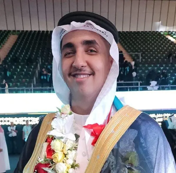 من حلة محيش.. الكلية التقنية بالدمام تمنح «أمجد الشعلة» البكالوريوس في هندسة التصنيع التطبيقية