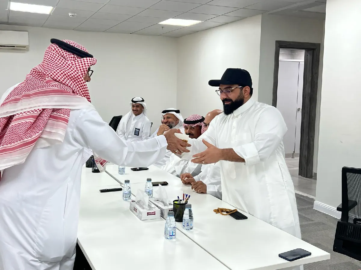 في سيهات.. «سعادة» تعايد منسوبيها بعيد الفطر السعيد